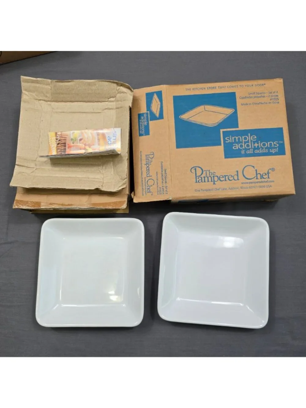 The Pampered Chef Simple Additions Small Squares Set Of 2 White #1925
